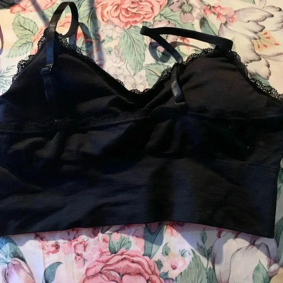 Dip Womens Black Bralette Size Large adjustment strapes, paddling and wirelesss - Picture 5 of 7